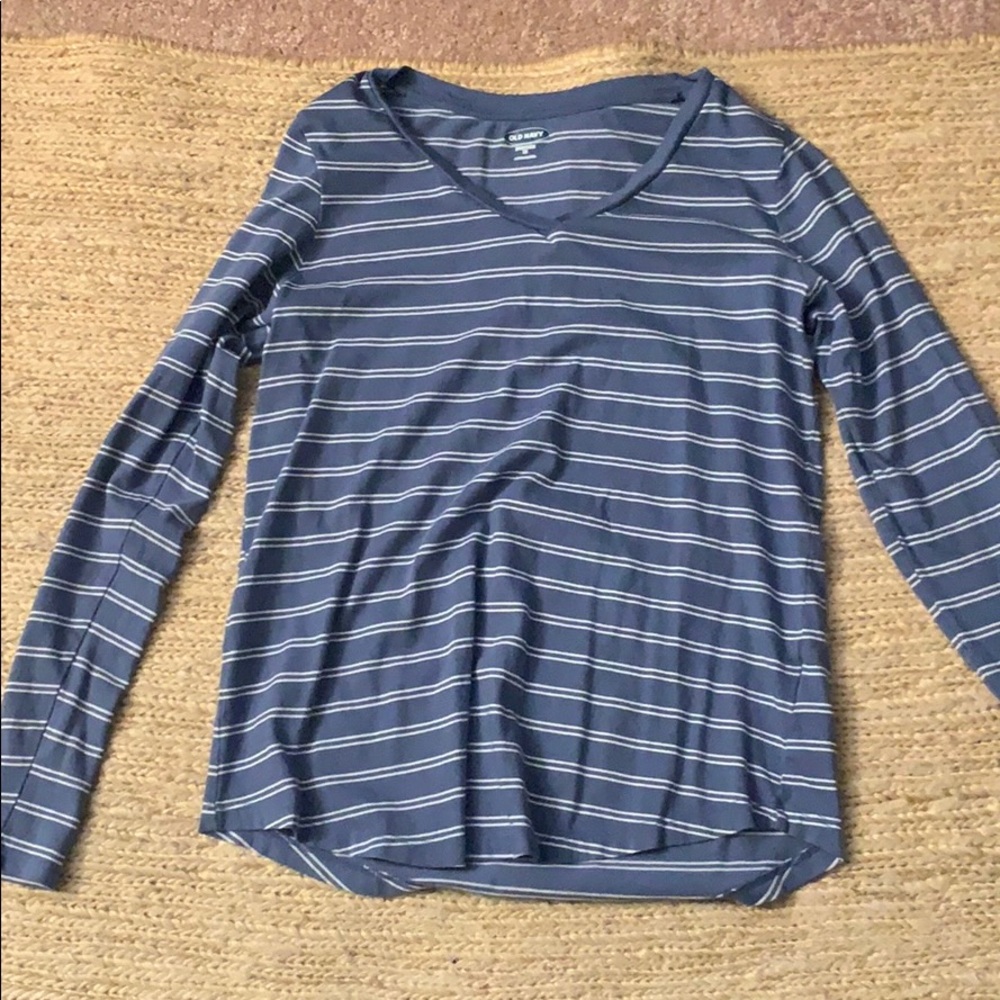 Old Navy Long Sleeve T-shirt